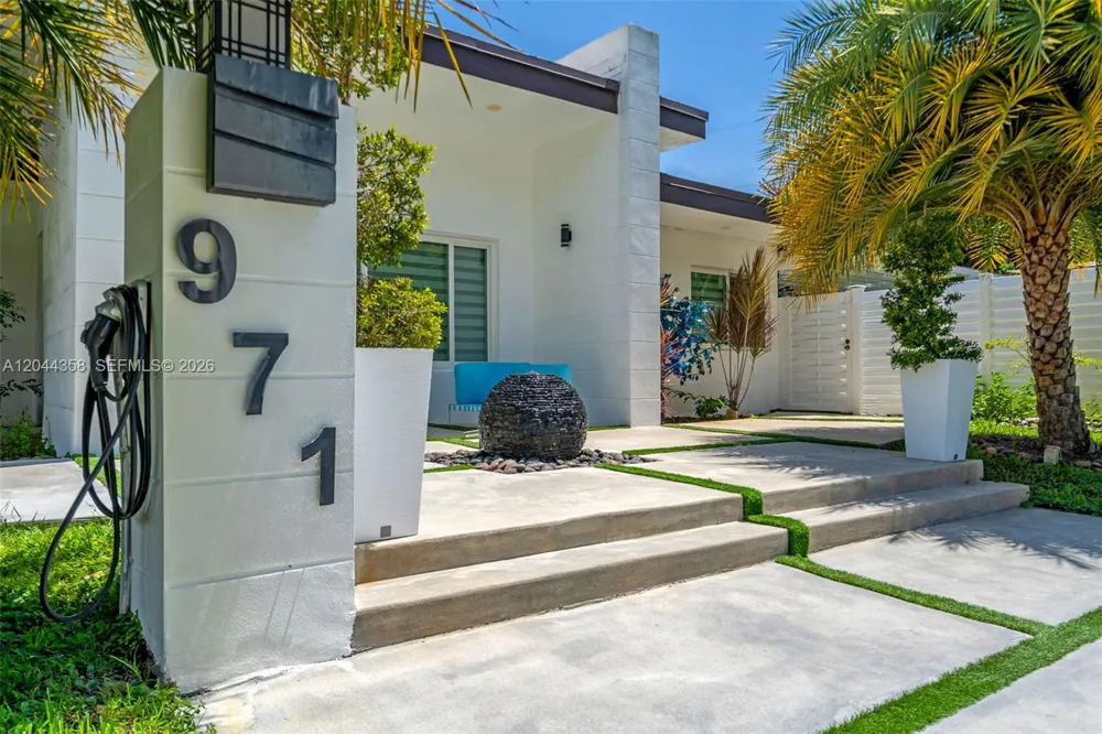 Address Not Shown Biscayne Park, FL 33161