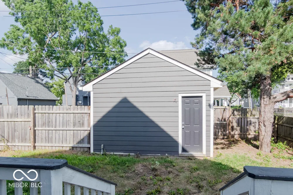 1101 Larch Street Indianapolis, IN 46201