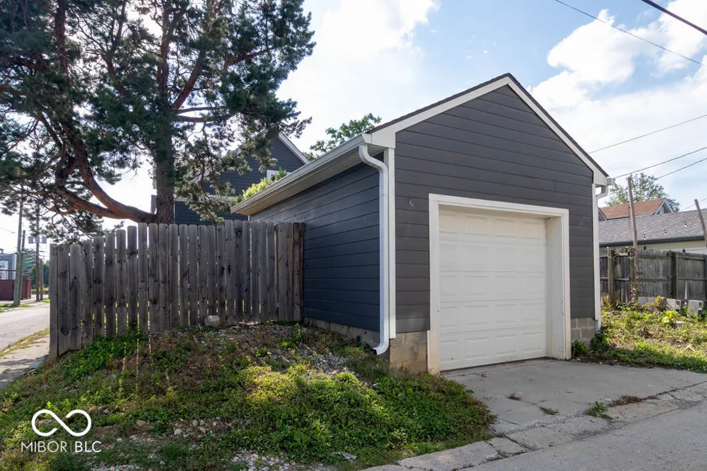 1101 Larch Street Indianapolis, IN 46201