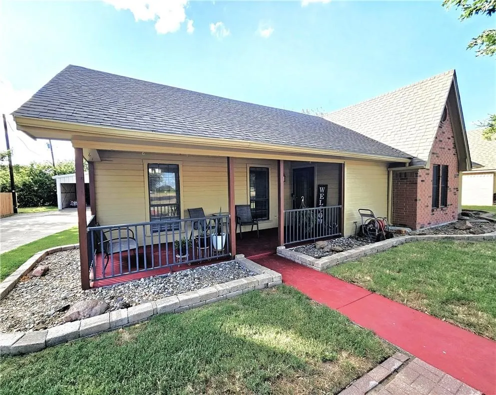 804 Crestline Drive Mexia, TX 76667