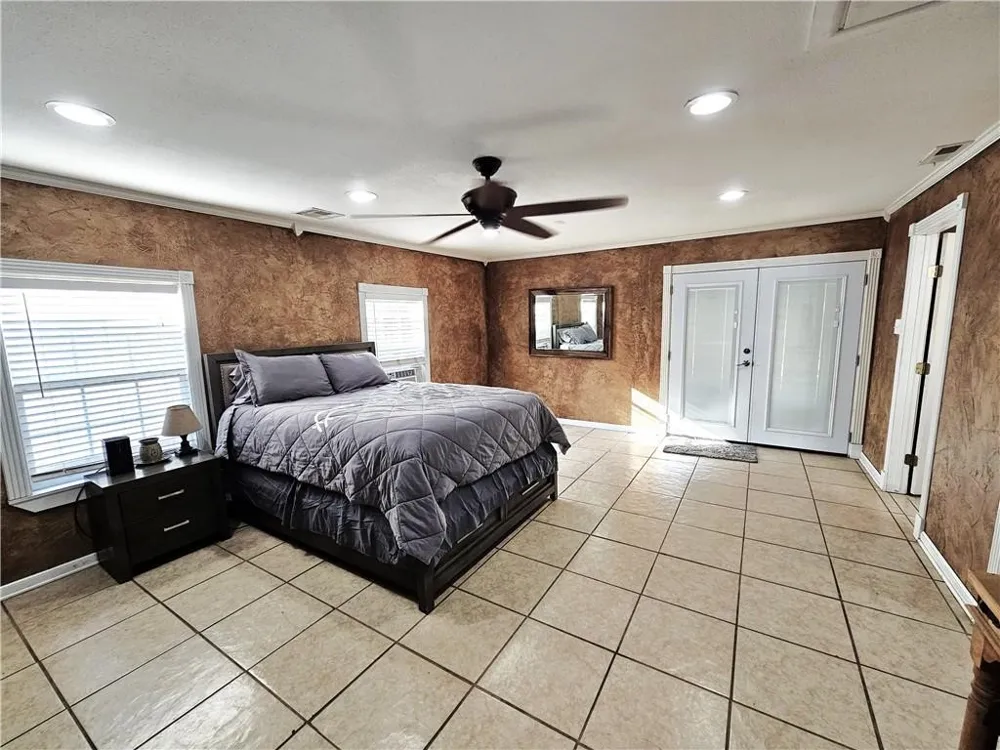 804 Crestline Drive Mexia, TX 76667