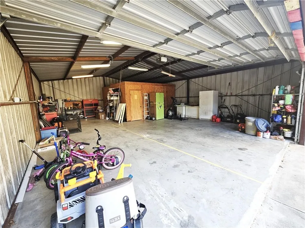 804 Crestline Drive Mexia, TX 76667