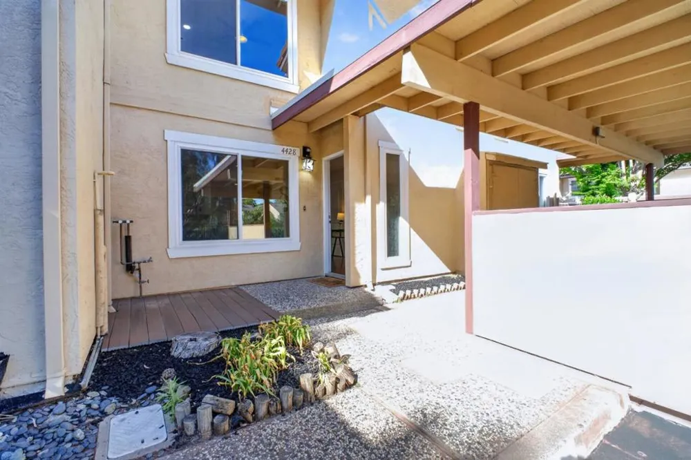4428 Del Valle Parkway Pleasanton, CA 94566
