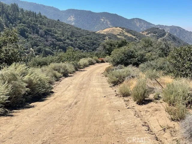 Grindelwald Court Tehachapi, CA 93561