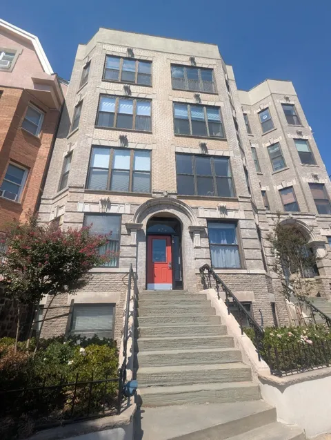 963 BLVD EAST
