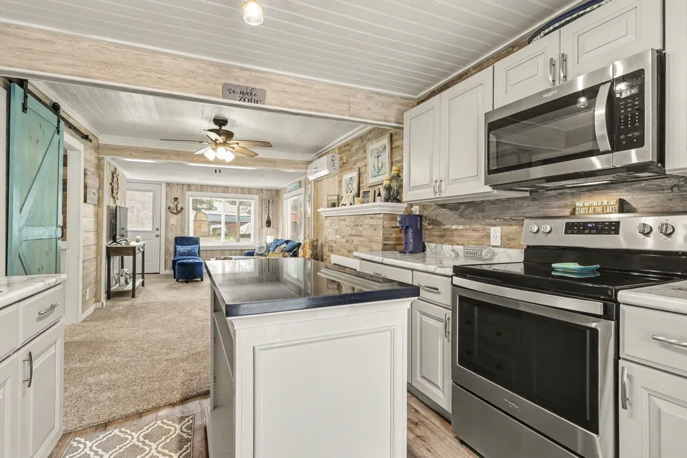 43394 Elm Street Bangor, MI 49013