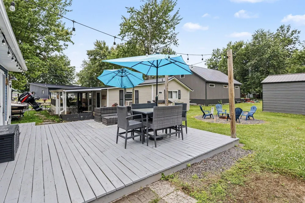 43394 Elm Street Bangor, MI 49013
