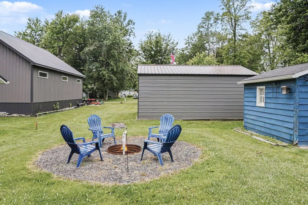 43394 Elm Street Bangor, MI 49013