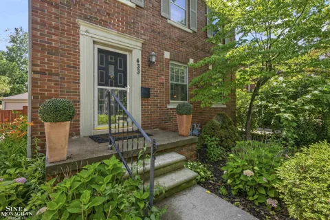 433 Maison Road