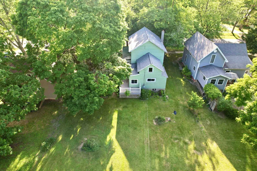 414 Maple Street Ithaca City, MI 48847