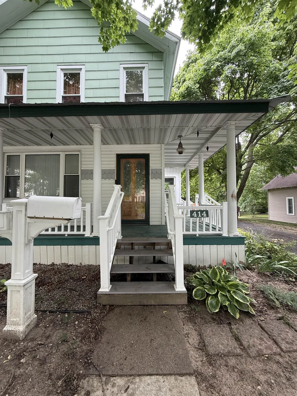 414 Maple Street Ithaca City, MI 48847
