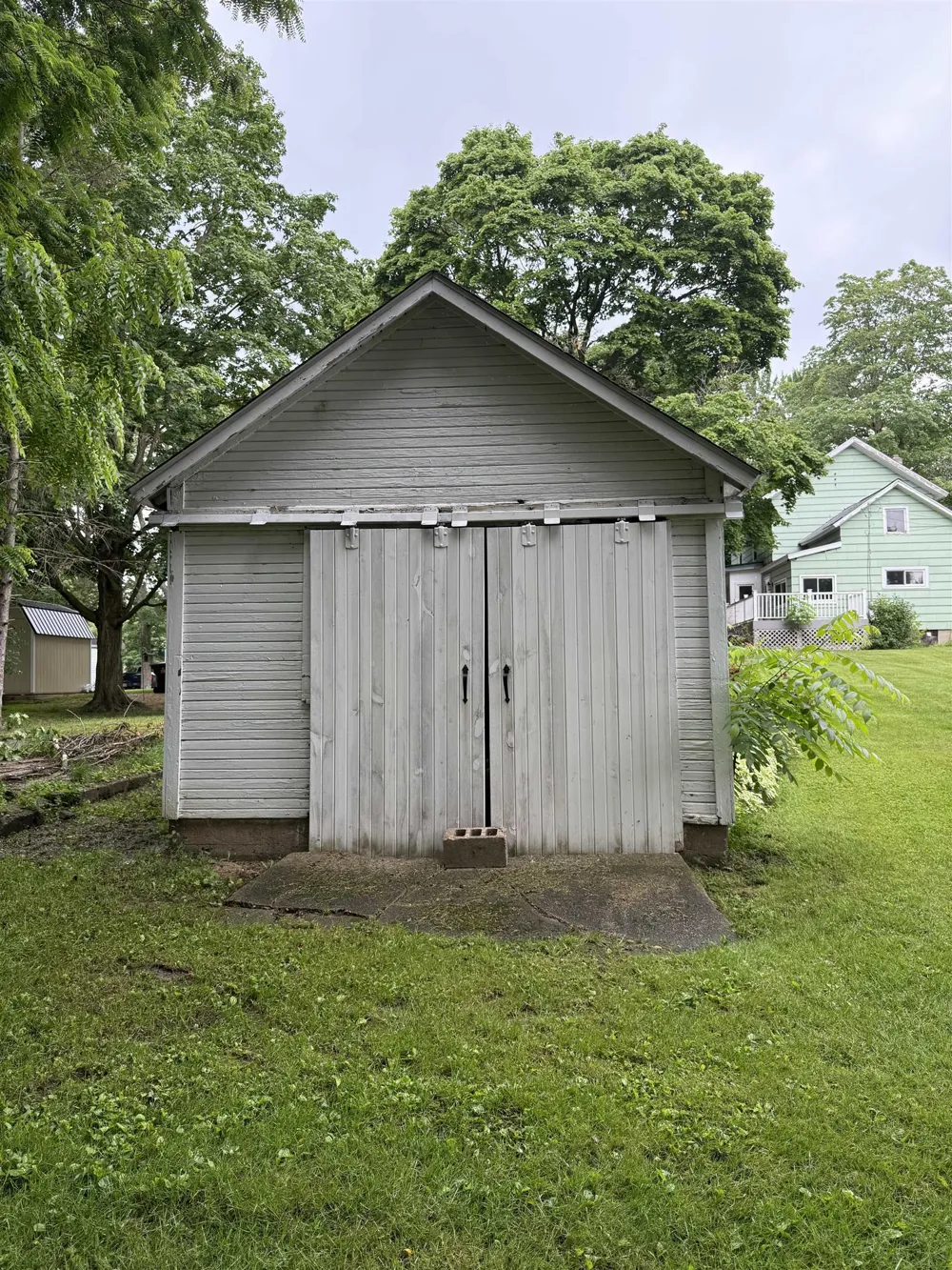 414 Maple Street Ithaca City, MI 48847
