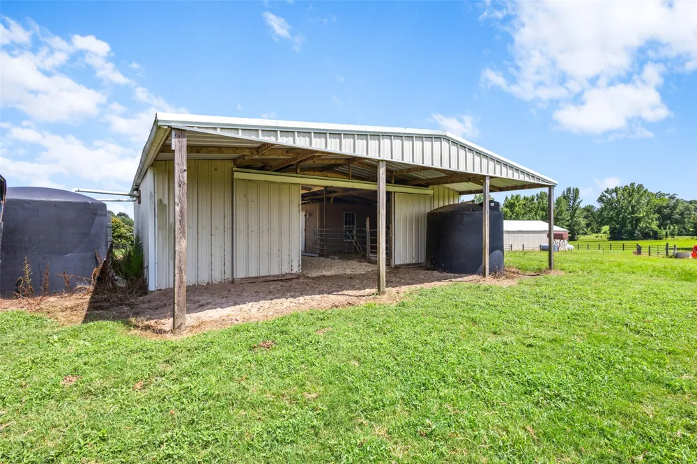 5884 FM 1650 Gilmer, TX 75645