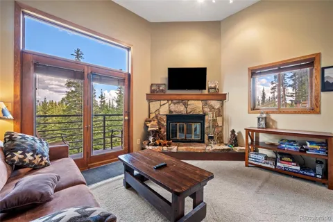 10000 Ryan Gulch Road #101