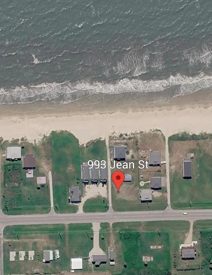 993 Jean Street Gilchrist, TX 77617