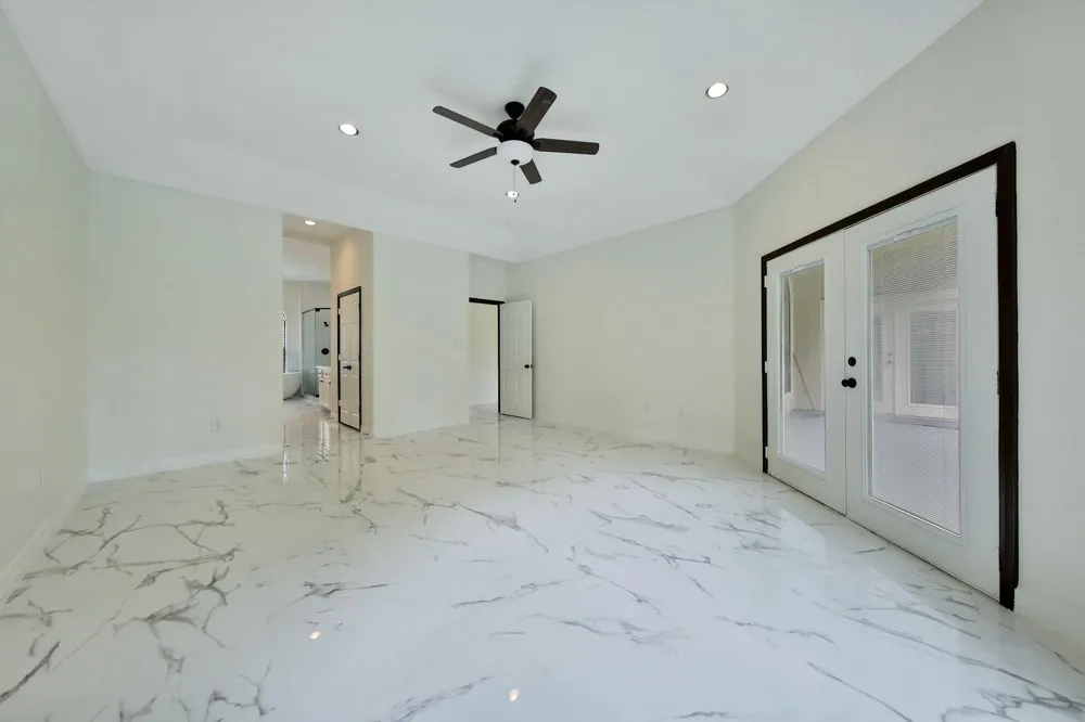 2283 Deer Cove Trail Kingwood, TX 77339