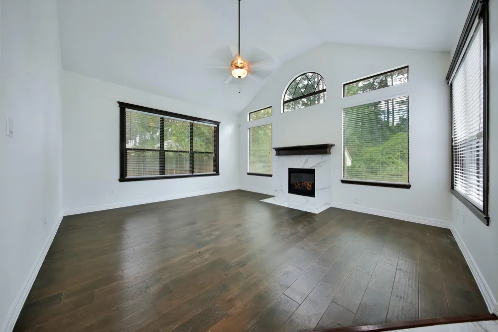 2283 Deer Cove Trail Kingwood, TX 77339