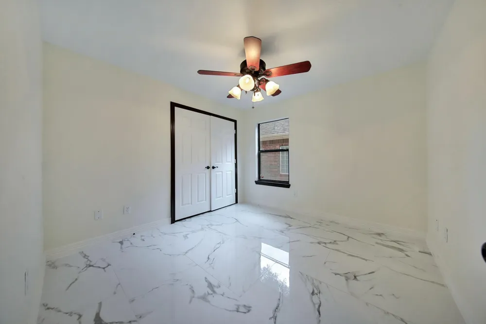2283 Deer Cove Trail Kingwood, TX 77339