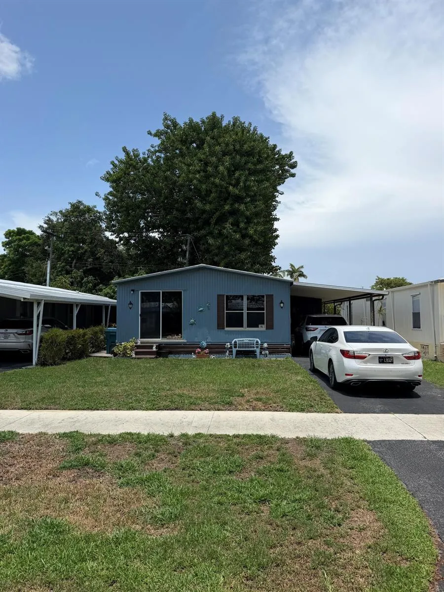 5230 SW 29th Terrace Dania Beach, FL 33312
