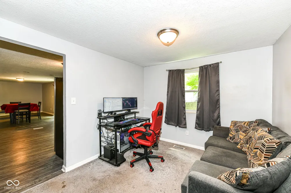 11339 E St Joseph Street E Marion, IN 46229