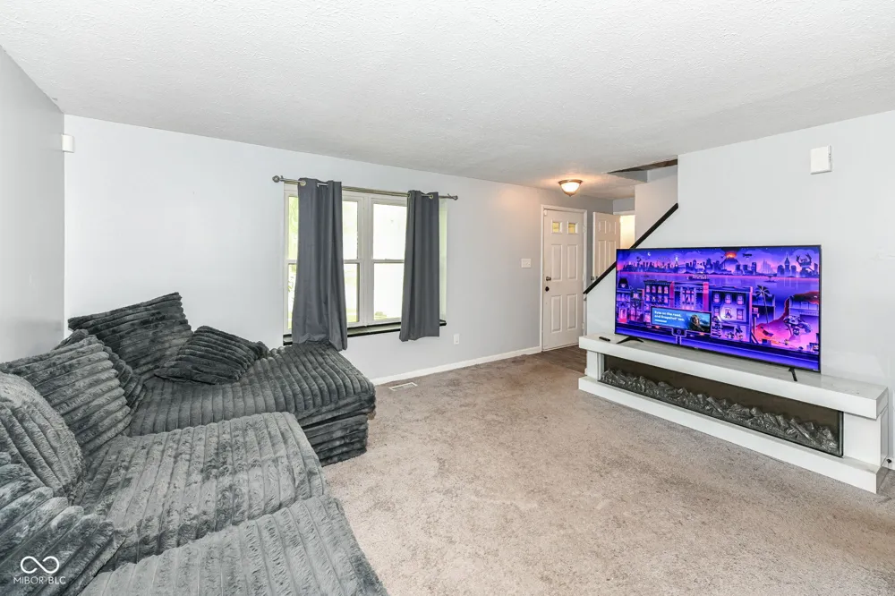 11339 E St Joseph Street E Marion, IN 46229