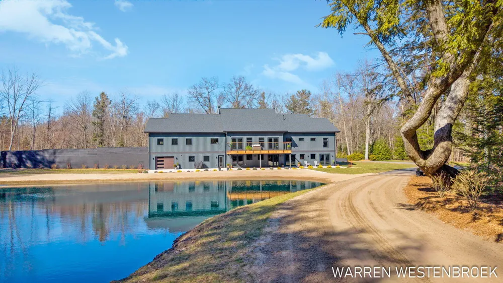 16342 Lincoln Street Grand Haven, MI 49417