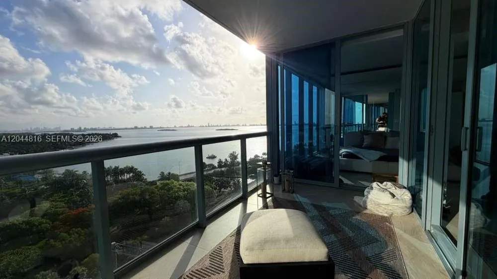 601 NE 36th St #1306 Miami, FL 33137