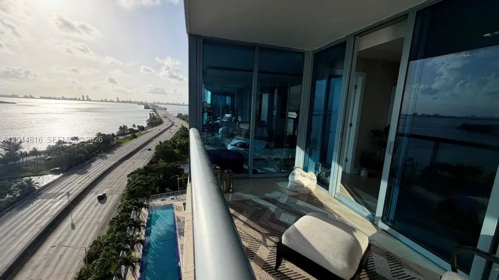 601 NE 36th St #1306 Miami, FL 33137