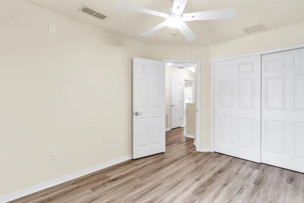 1670 Pointe West Way #1670 Vero Beach, FL 32966