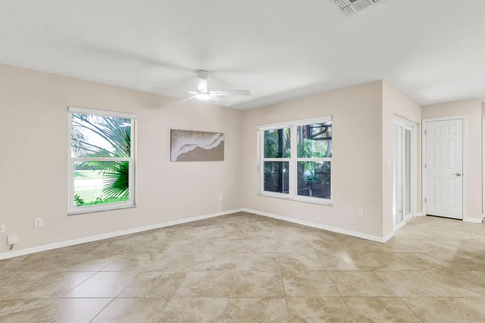 1670 Pointe West Way #1670 Vero Beach, FL 32966