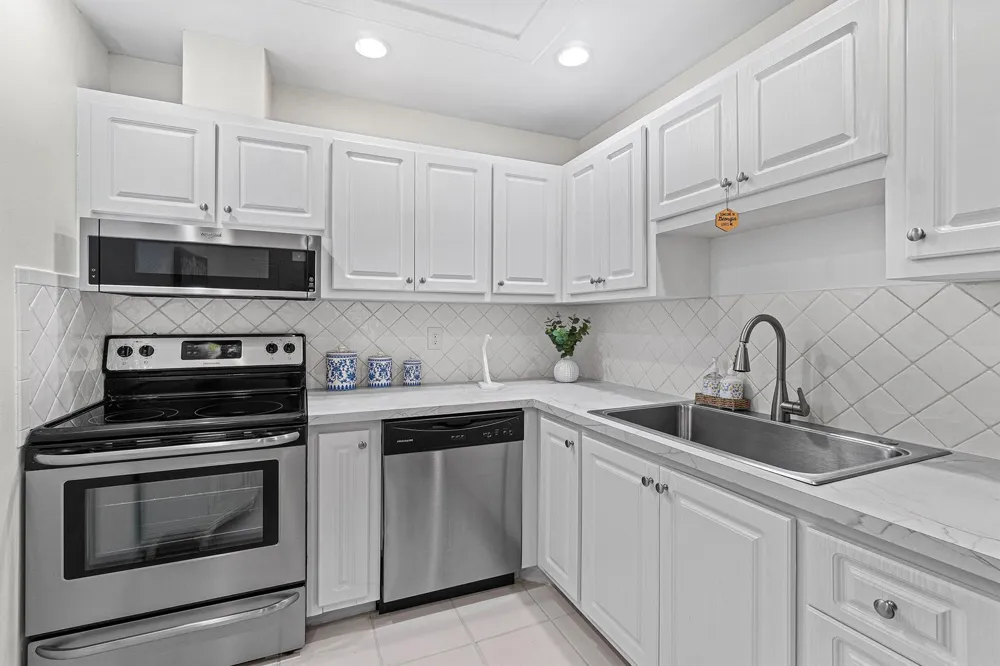 10098 S 40th Drive S Boynton Beach, FL 33436