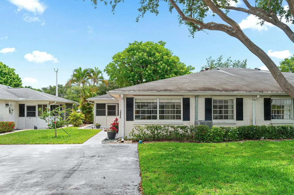 10098 S 40th Drive S Boynton Beach, FL 33436