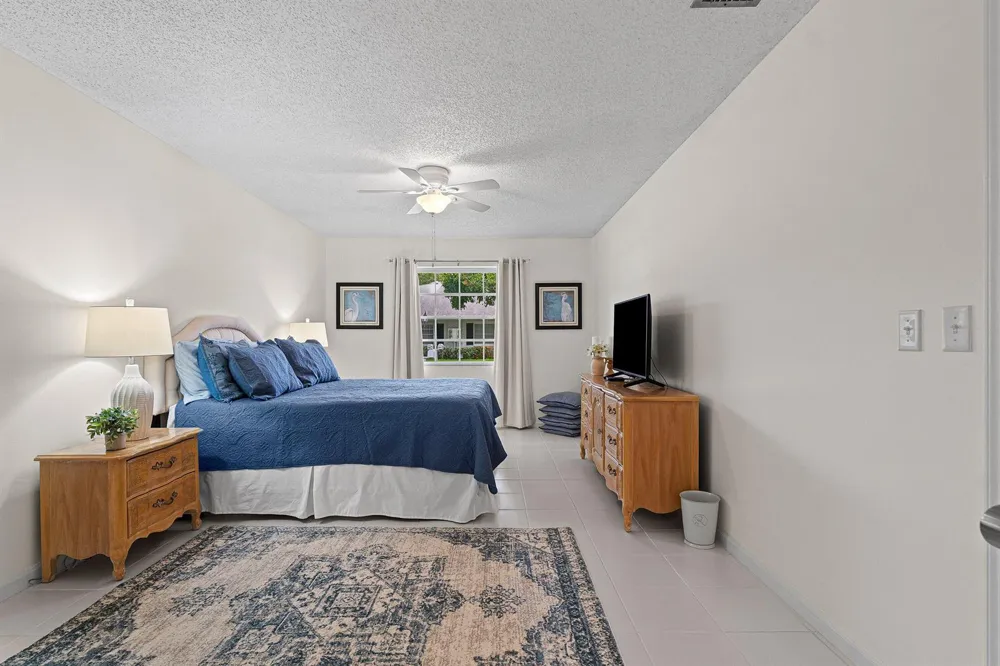10098 S 40th Drive S Boynton Beach, FL 33436