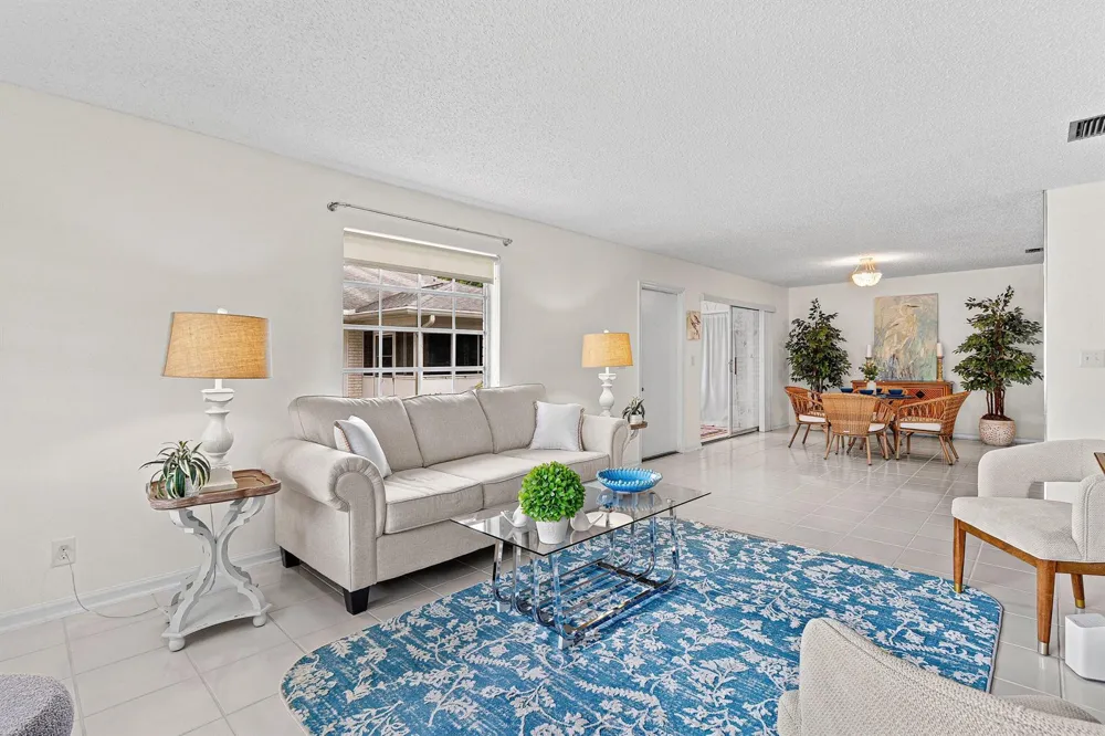 10098 S 40th Drive S Boynton Beach, FL 33436