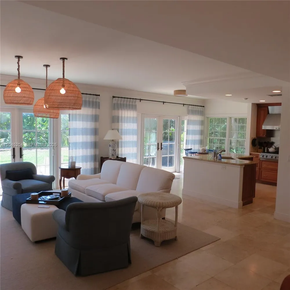 404 S Beach Rd #404 Jupiter Island, FL 33455