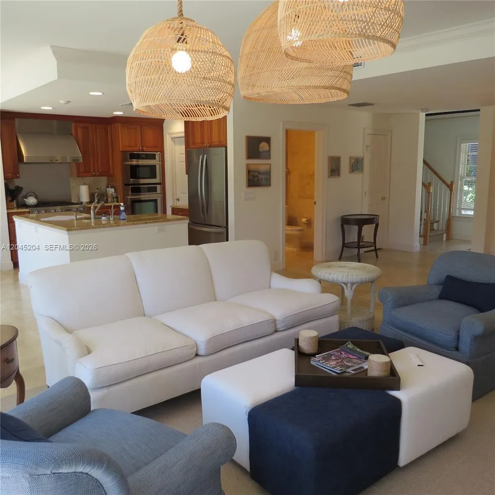 404 S Beach Rd #404 Jupiter Island, FL 33455
