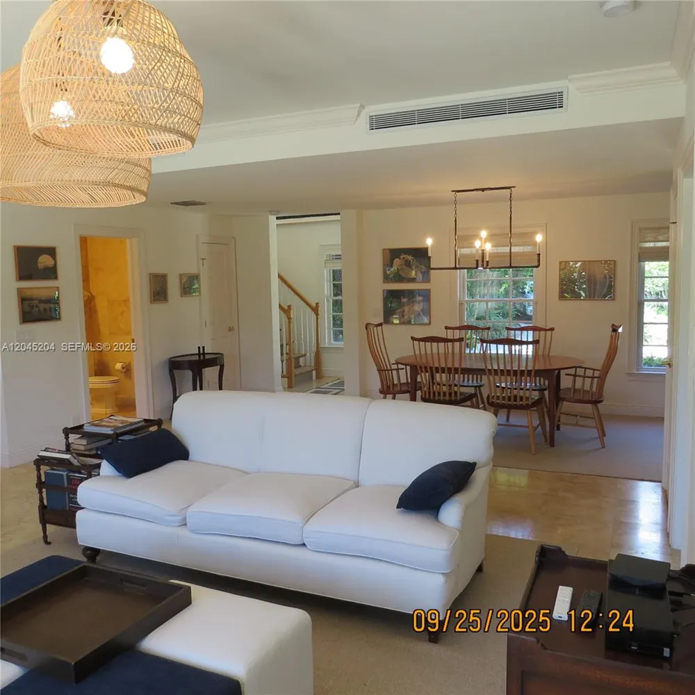 404 S Beach Rd #404 Jupiter Island, FL 33455