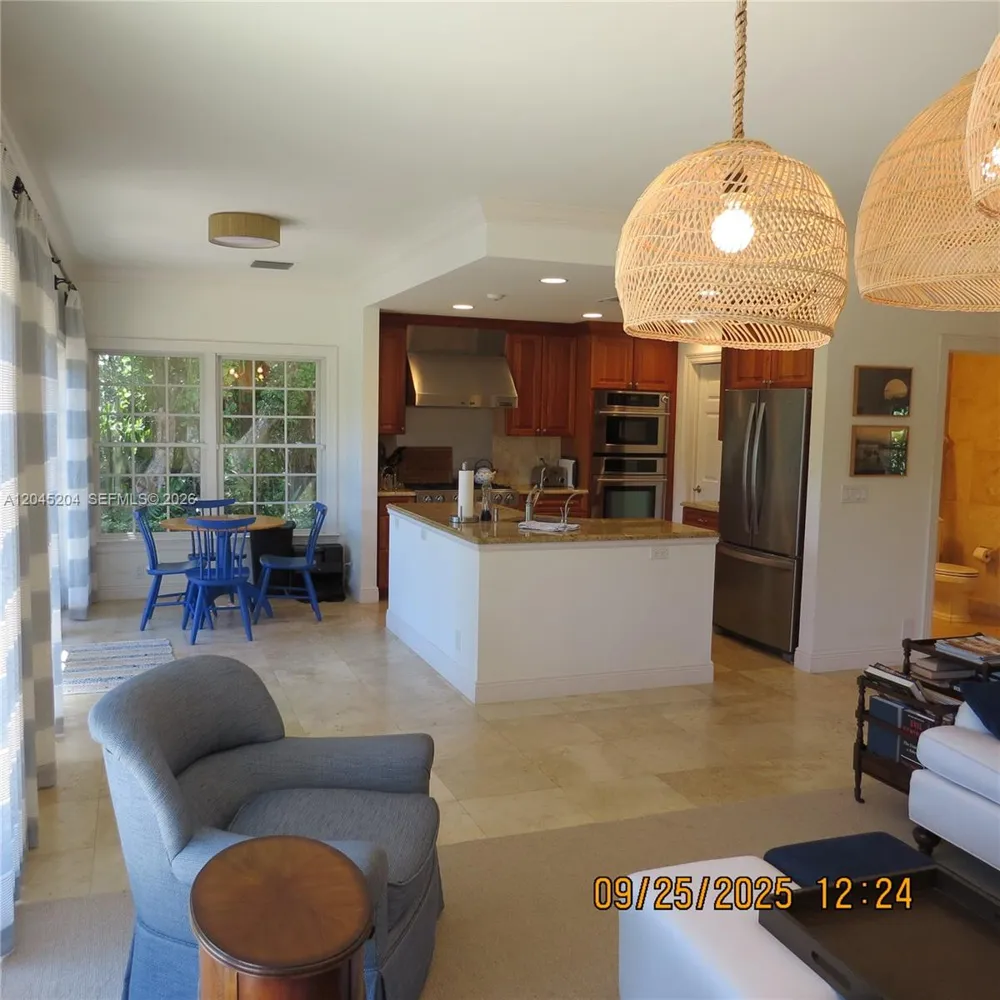 404 S Beach Rd #404 Jupiter Island, FL 33455
