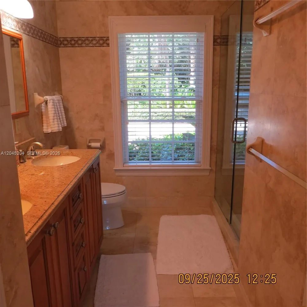 404 S Beach Rd #404 Jupiter Island, FL 33455