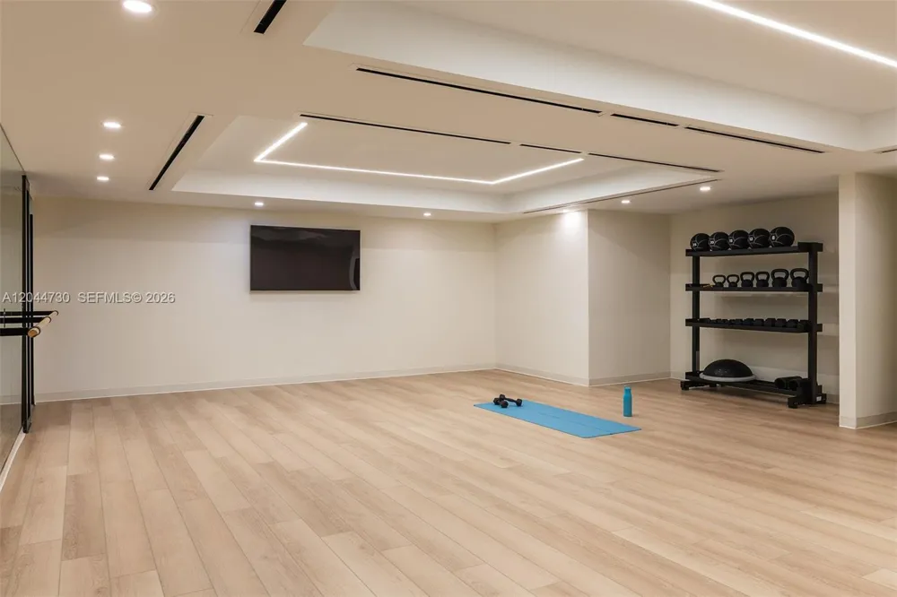 225 Miami Ave #3412 Miami, FL 33128