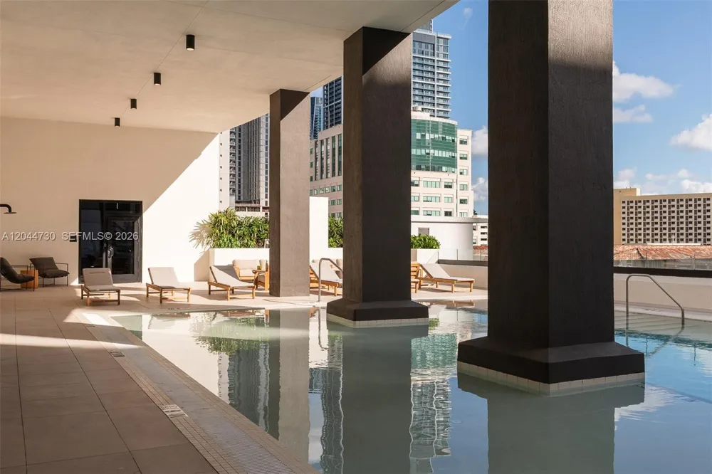 225 Miami Ave #3412 Miami, FL 33128