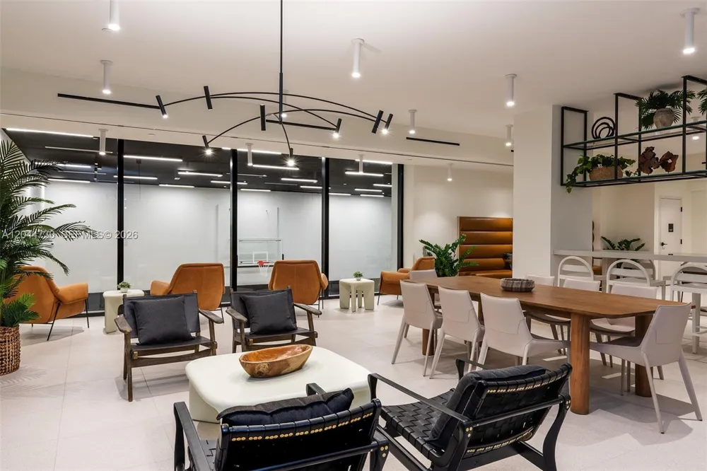 225 Miami Ave #3412 Miami, FL 33128