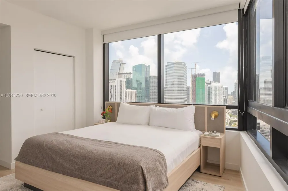 225 Miami Ave #3412 Miami, FL 33128