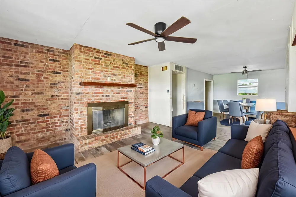 1111 Silent Valley Road Lockhart, TX 78644