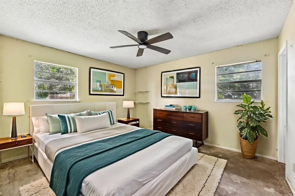 1111 Silent Valley Road Lockhart, TX 78644