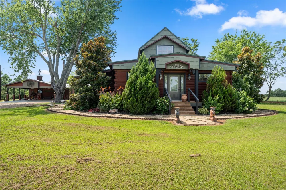 1847 State Highway 19 Highway Emory, TX 75440