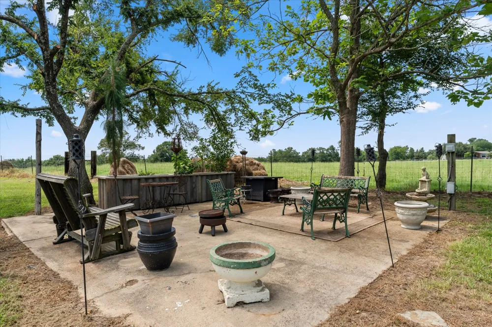 1847 State Highway 19 Highway Emory, TX 75440