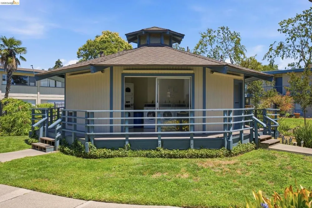1731 Ellis St #14 Concord, CA 94520