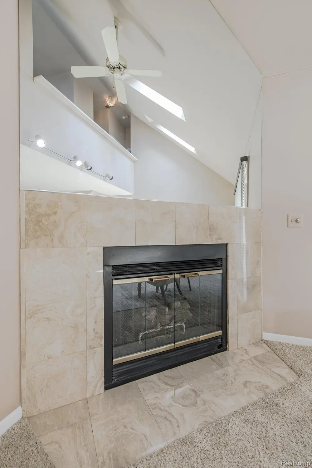 1074 Sandpiper Drive Waterford Charter Township, MI 48328