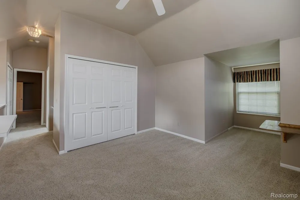 1074 Sandpiper Drive Waterford Charter Township, MI 48328